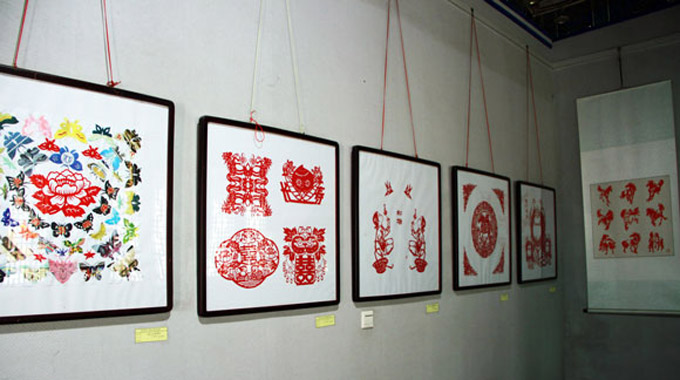 骏马腾祥-安阳市第十二届民间剪纸展(图18)