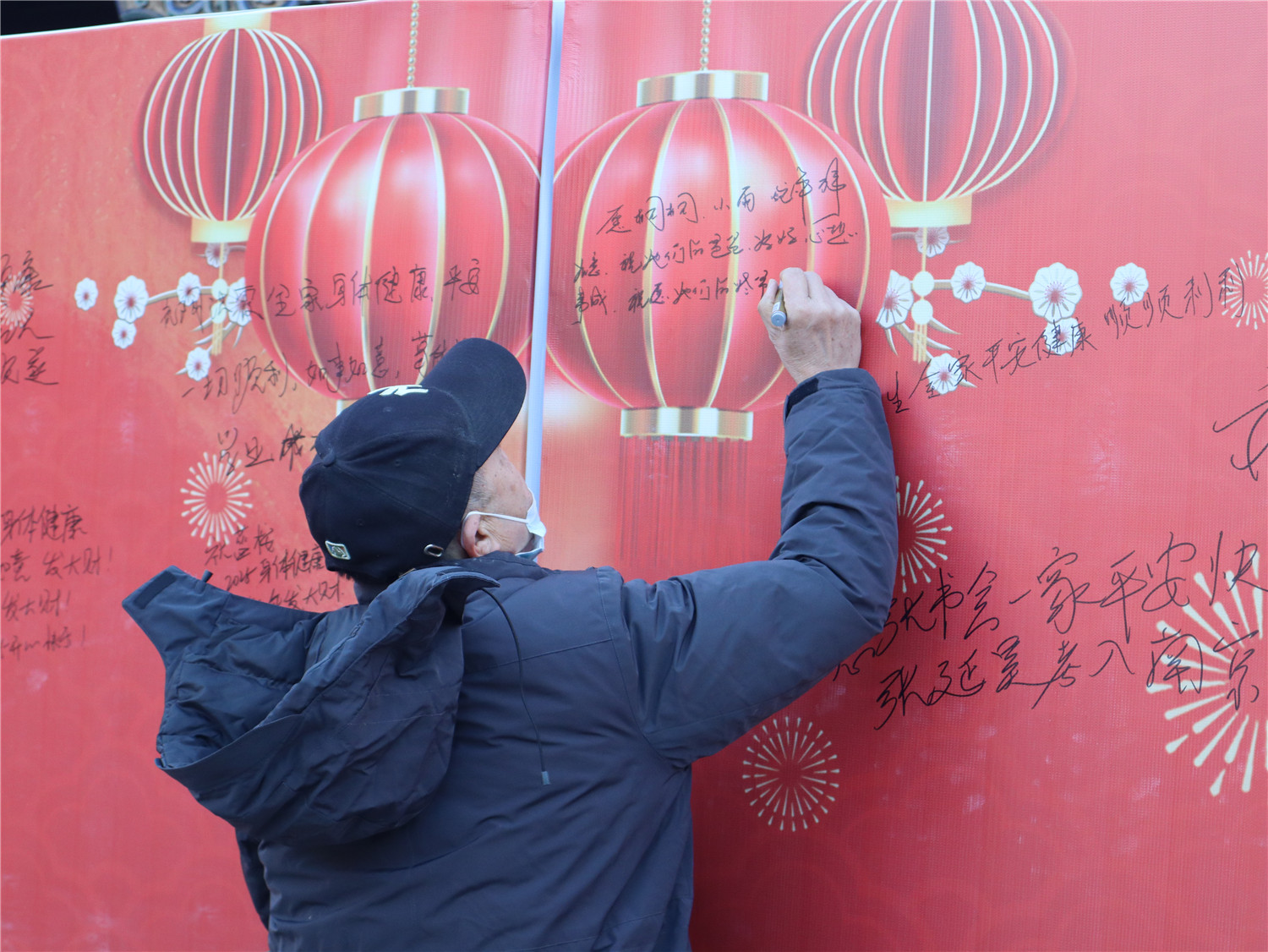 城隍庙祈福1.JPG