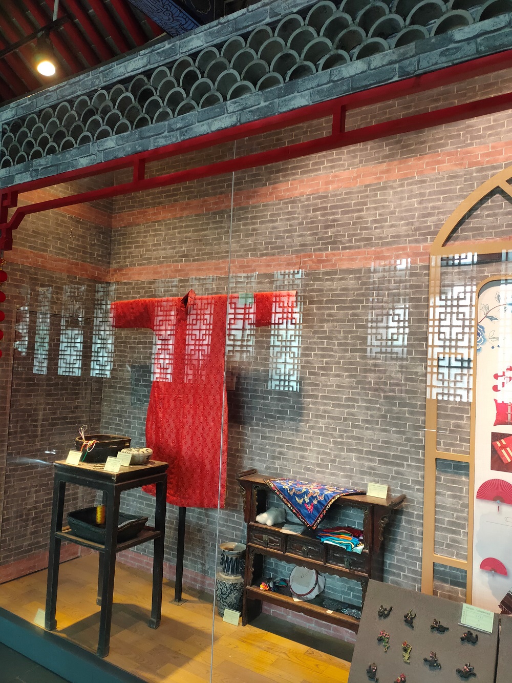 《锦“裳”添花——民国服饰印象展》(图2)